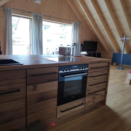 Ferienwohnungen Und Zimmer In Reutlingen-Goenningen Exterior foto