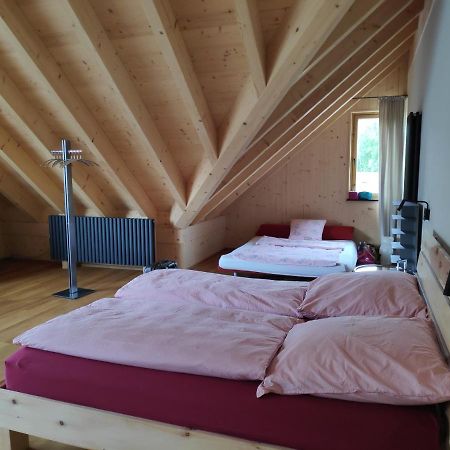 Ferienwohnungen Und Zimmer In Reutlingen-Goenningen Exterior foto